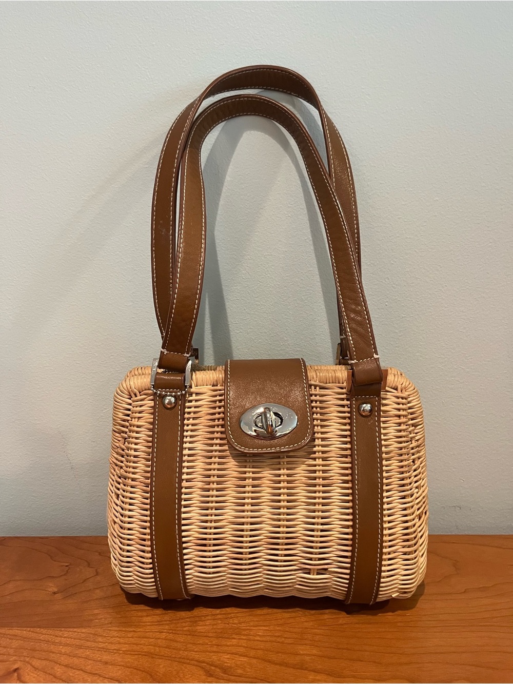 Straw Studios Tan & Cream Woven Shoulder Bag with Silver Turn-Lock